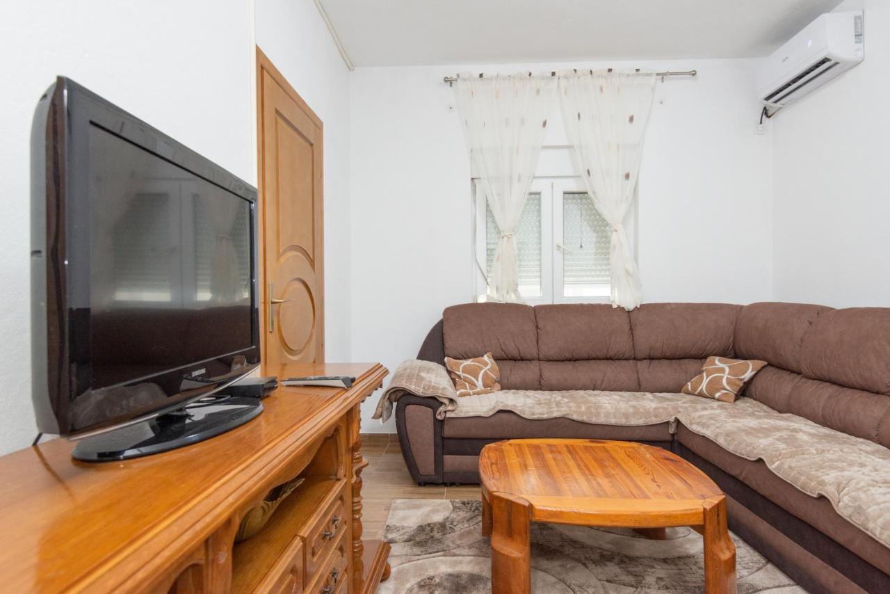 Mrcevac Apartment Tanja מראה חיצוני תמונה