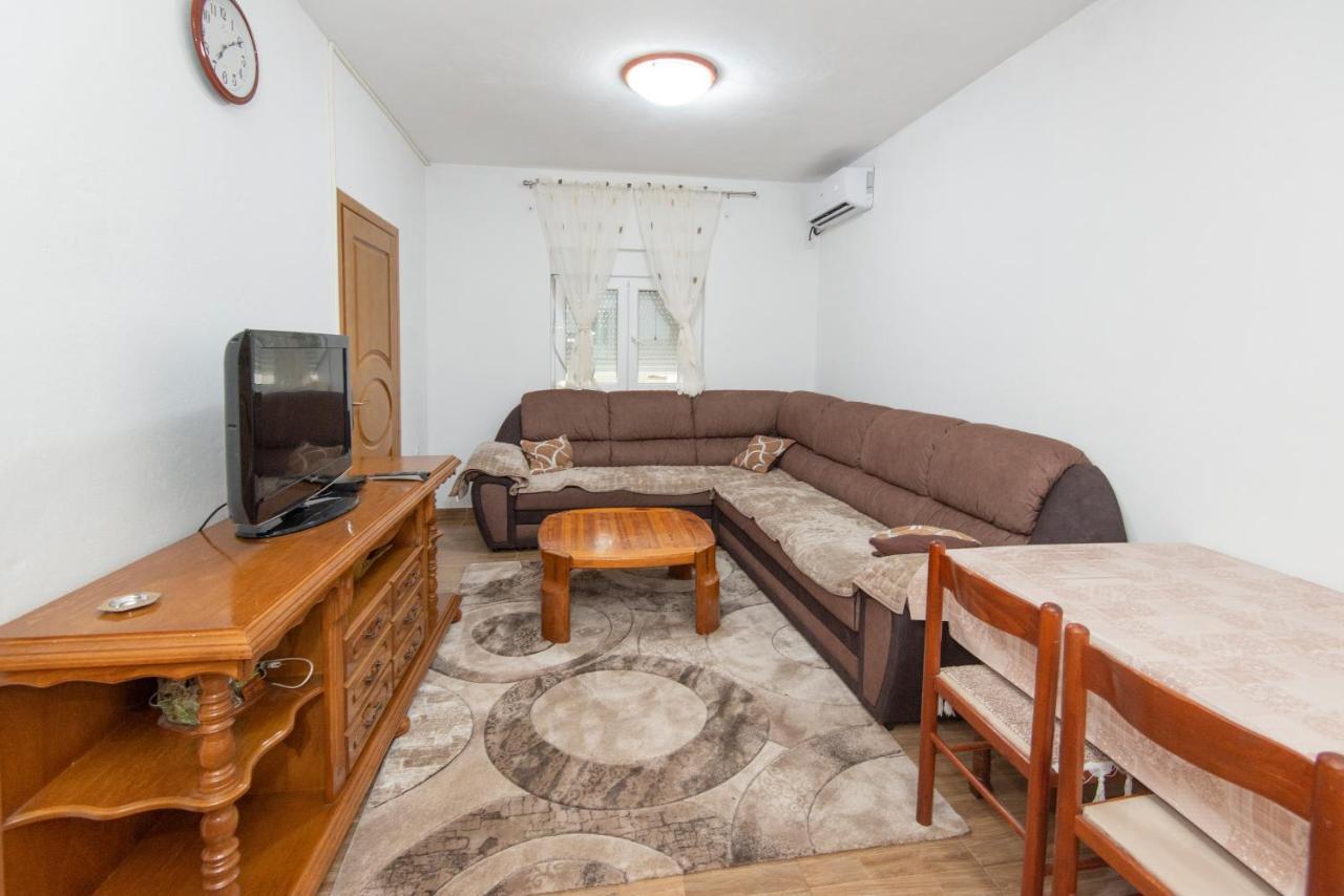 Mrcevac Apartment Tanja מראה חיצוני תמונה