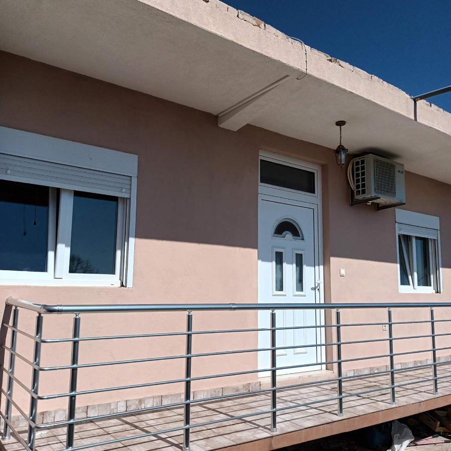 Mrcevac Apartment Tanja מראה חיצוני תמונה